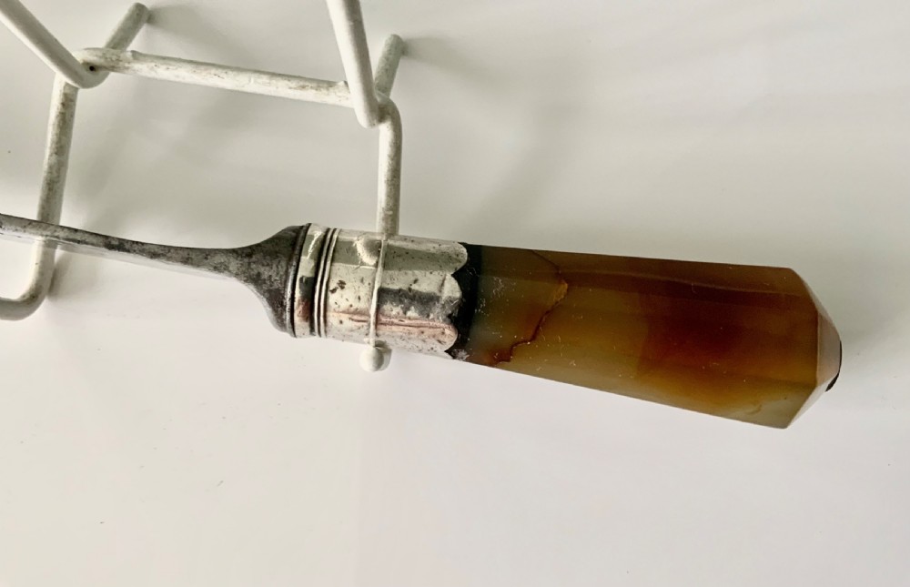 Late 17th early 18th century Knife View IV