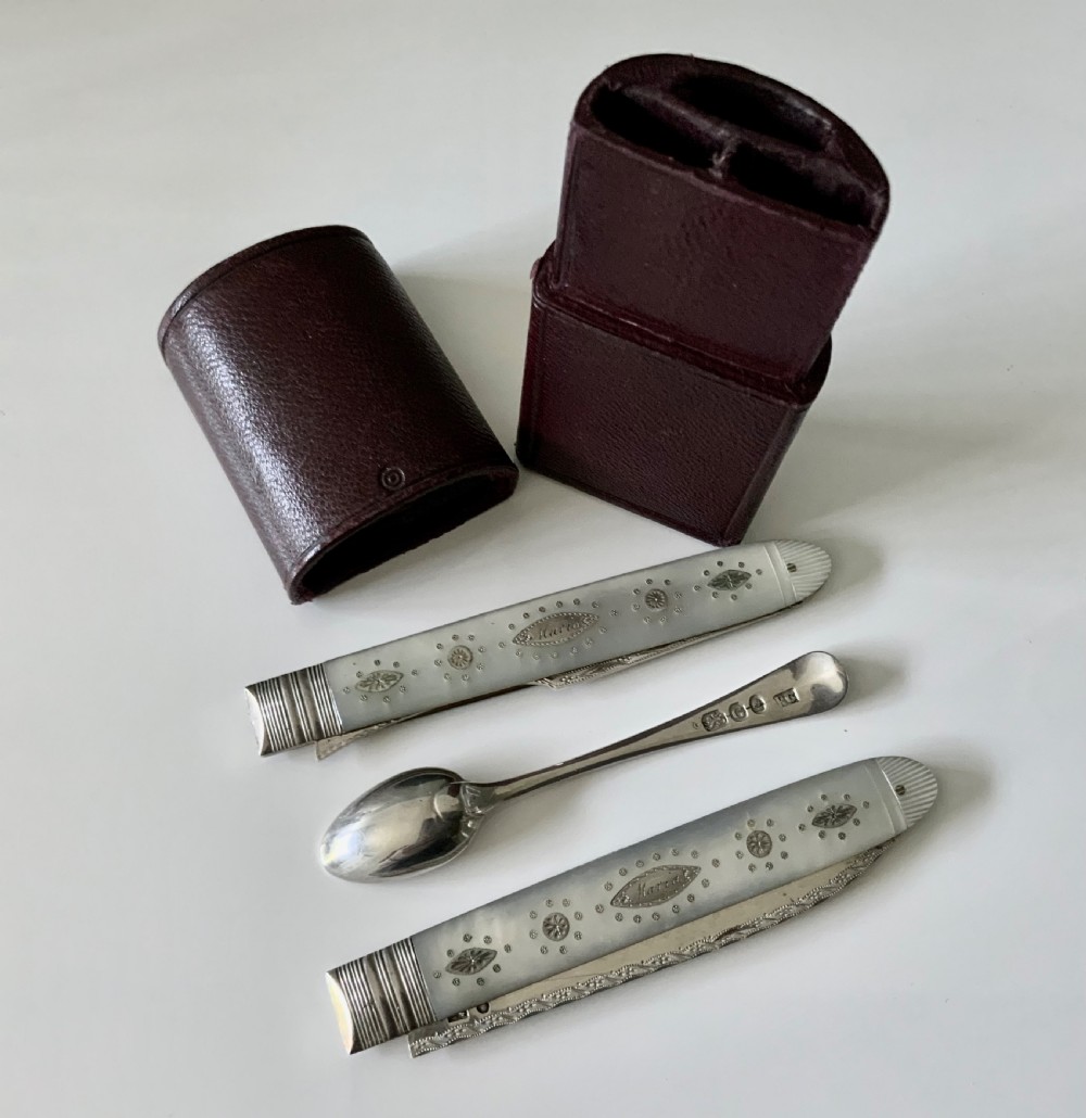 Rare Georgian travelling  silver cutlery set