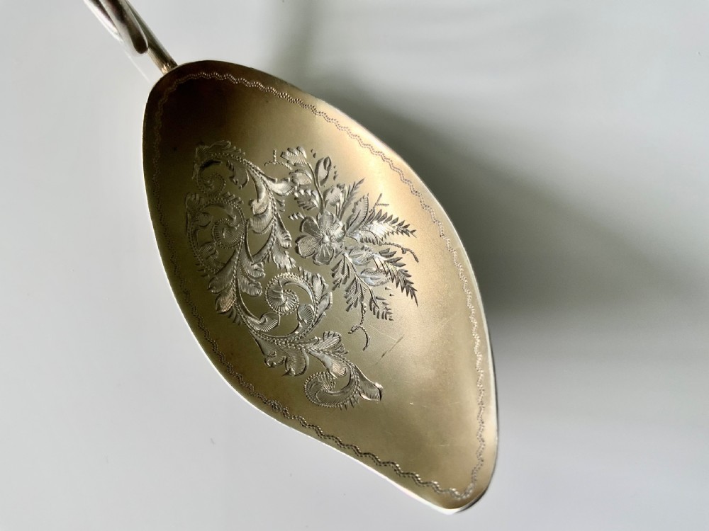 Georgian silver leaf caddy spoon - Elizabeth Morley View II