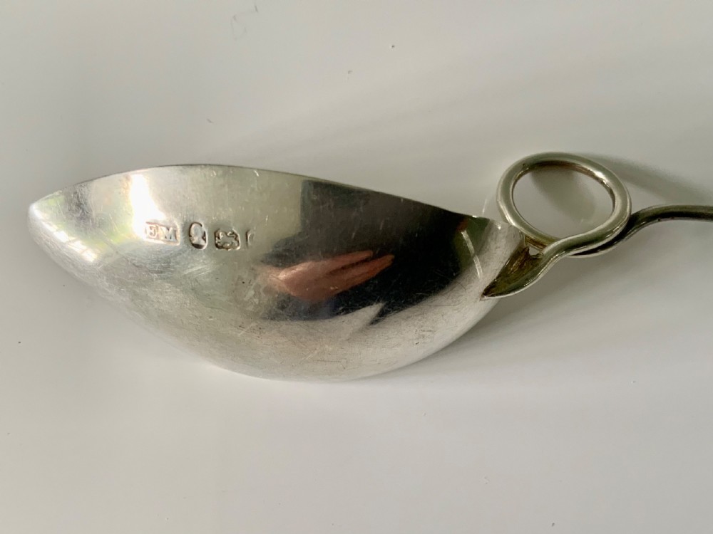 Georgian silver leaf caddy spoon - Elizabeth Morley View III