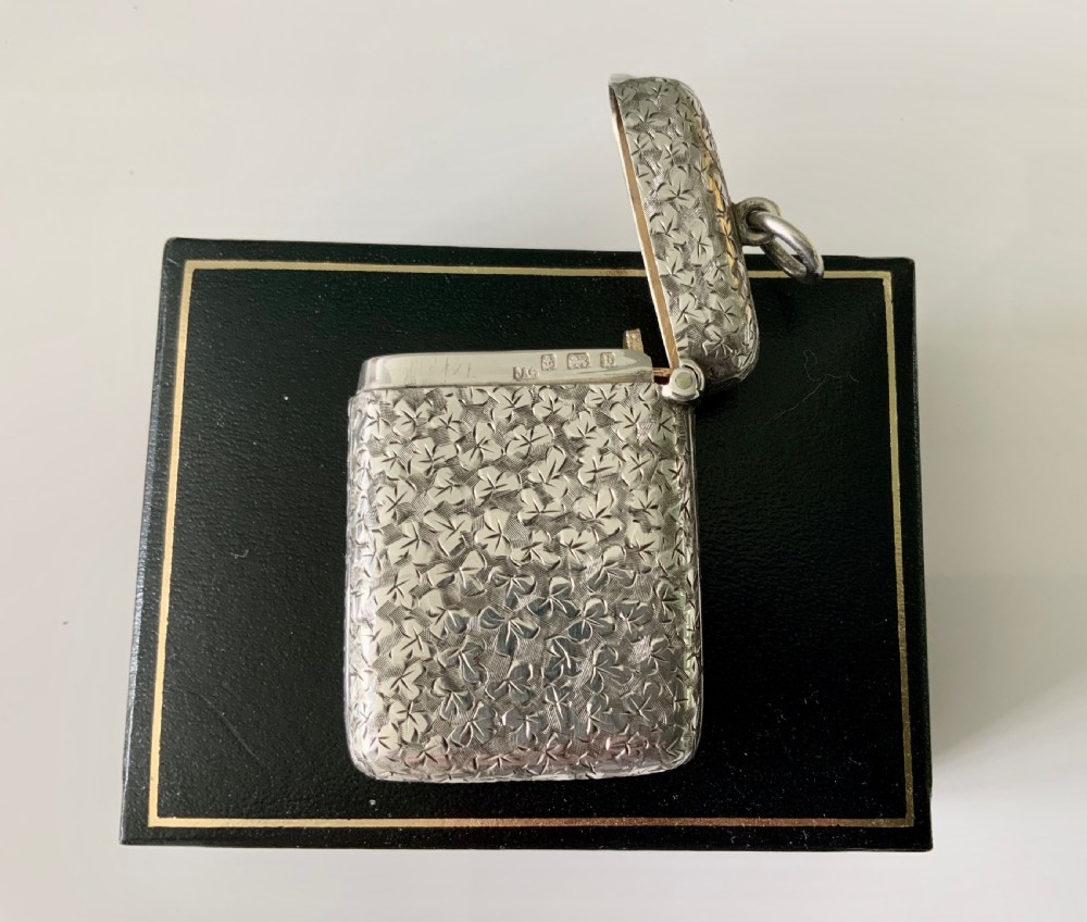 Silver Vesta case with photograph frame View V