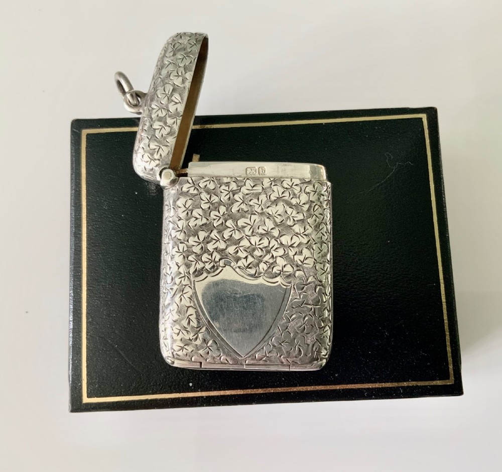 Silver Vesta case with photograph frame View VI