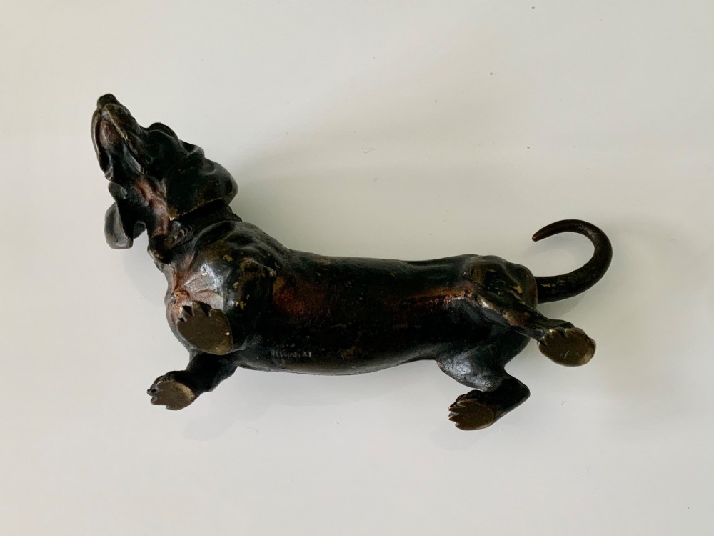 Bronze cold painted hound dog View V