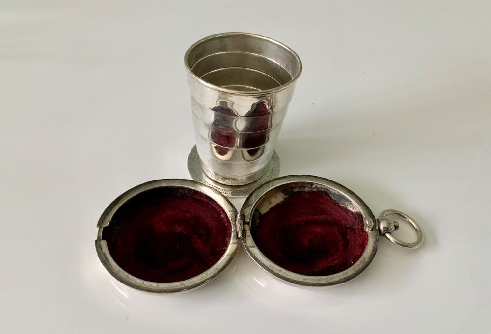 Huntsman’s silver plated folding cup