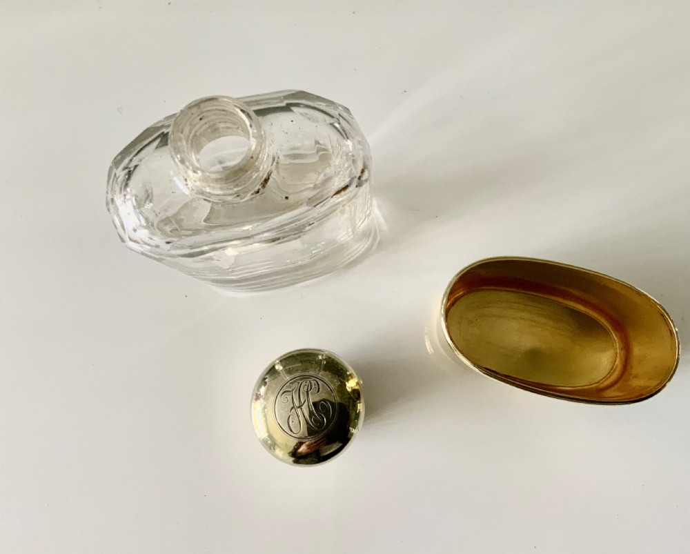 Silver gilt and glass hip flask - small size View V