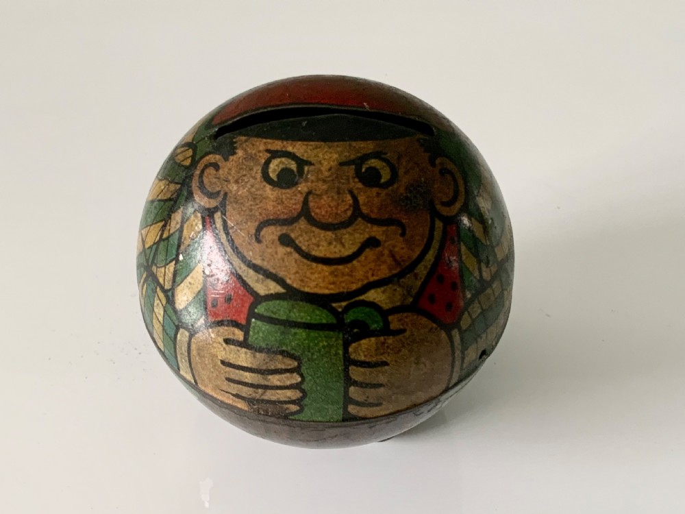 Tin plate money box
