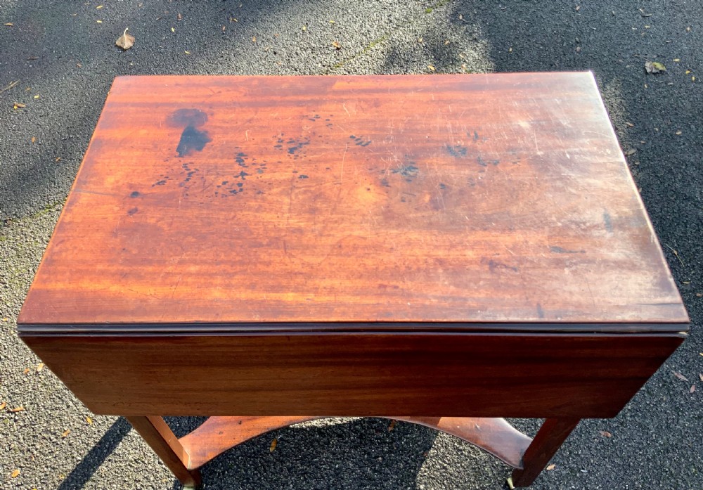 18th Century Mahogany Pembroke table View III
