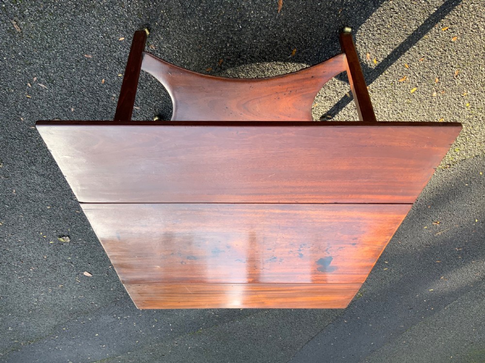 18th Century Mahogany Pembroke table View IV