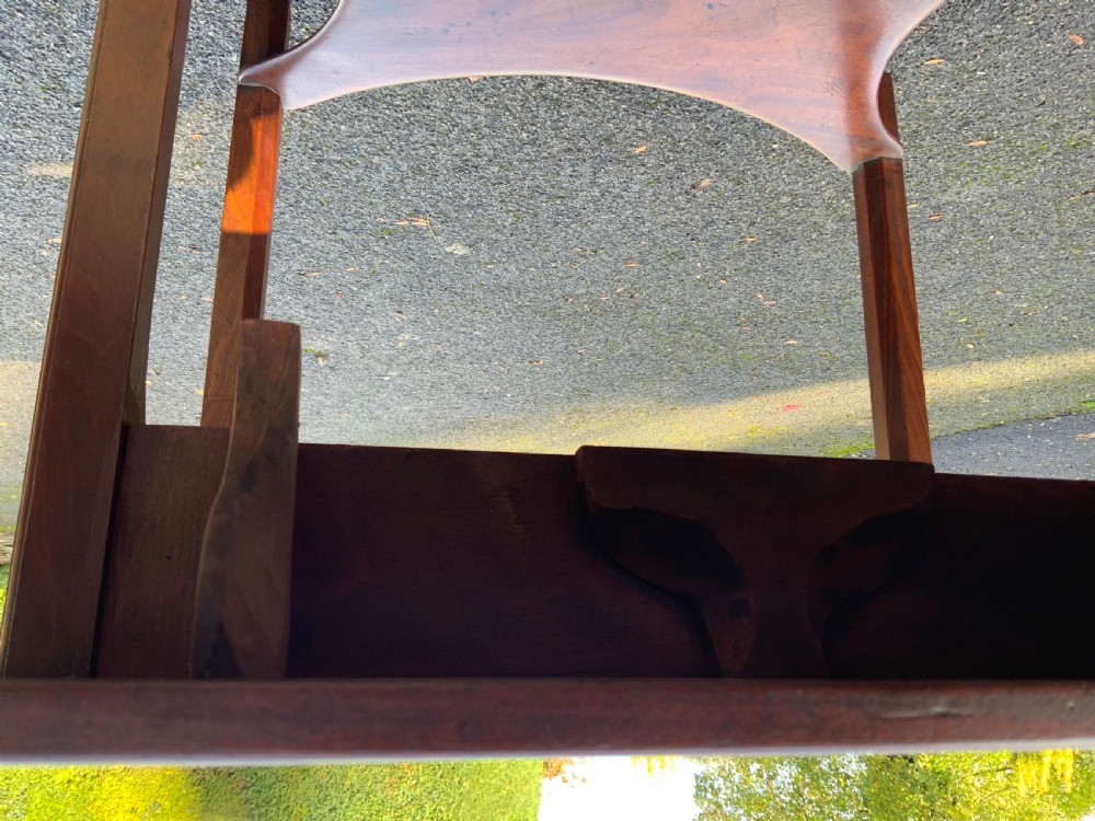 18th Century Mahogany Pembroke table View XI