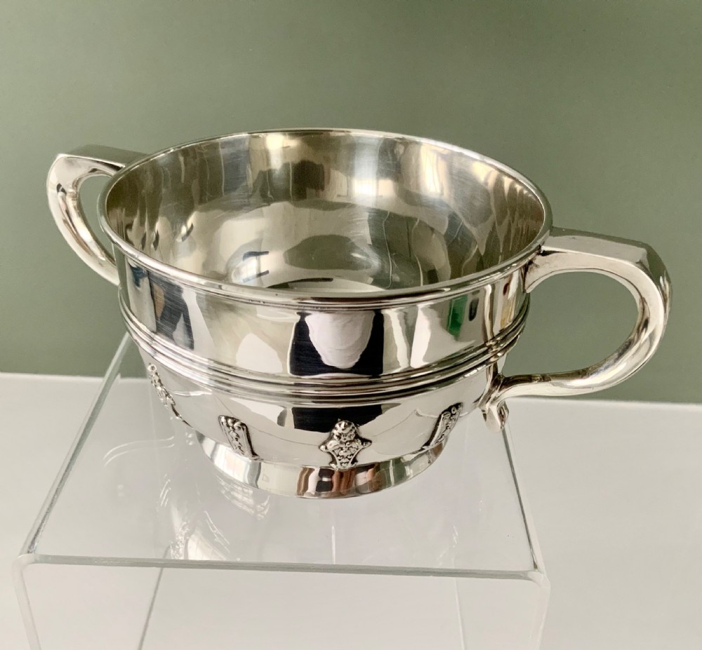 Arts & Crafts Chester silver two handled bowl