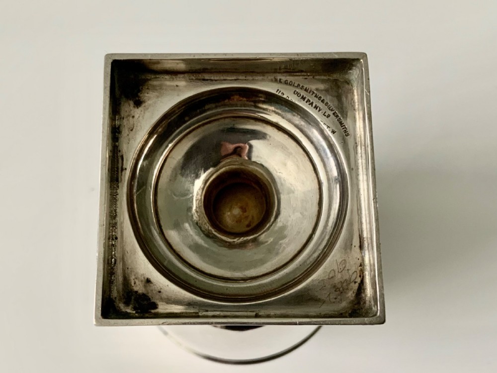 Goldsmiths & Silversmiths silver sugar caster View III