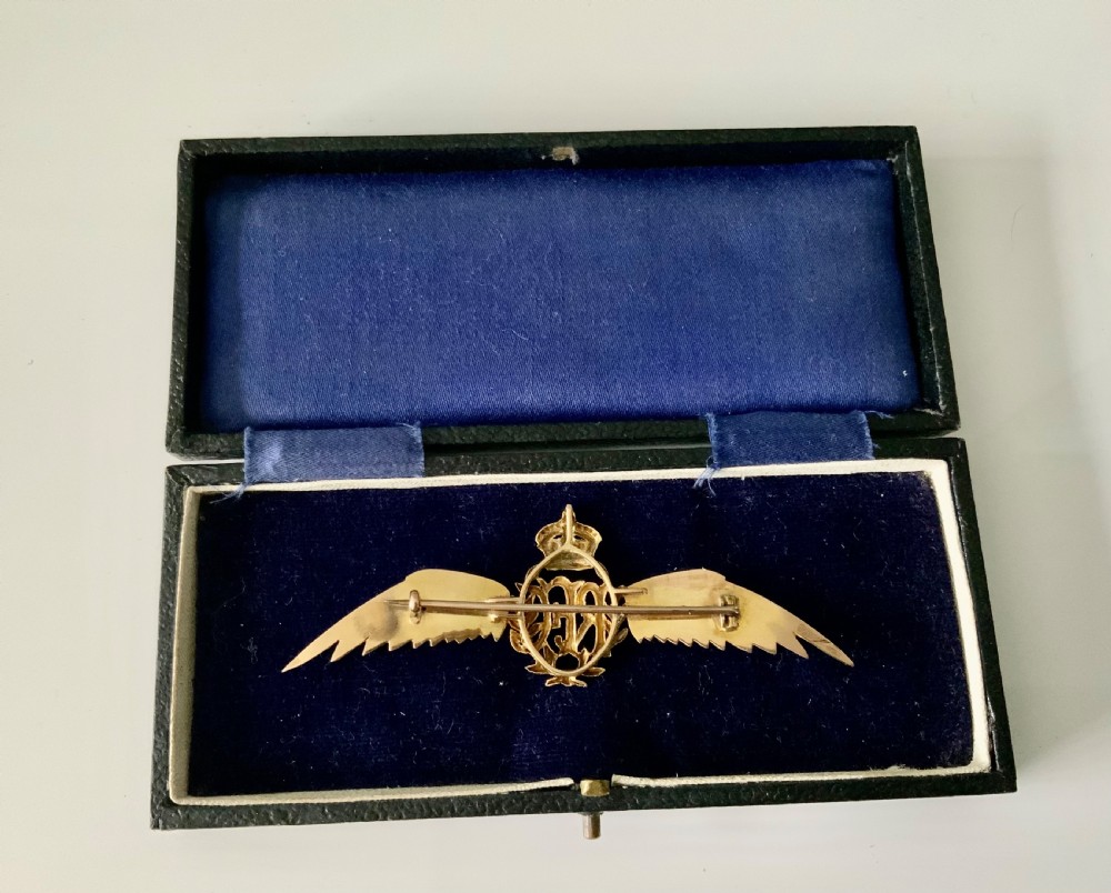 Royal Flying Corps wings View II