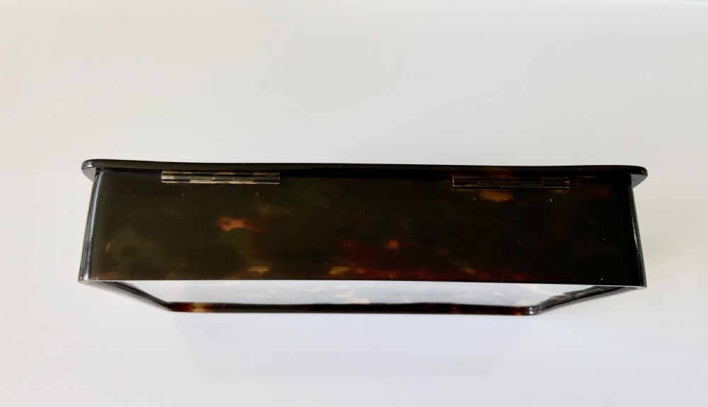 Tortoiseshell and silver manicure box View V