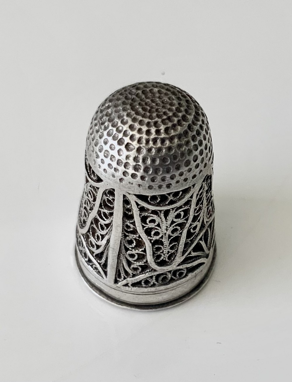 Rare Georgian silver filigree thimble vinaigrette