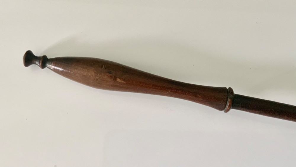 18th century treen ladle with removeable handle View III