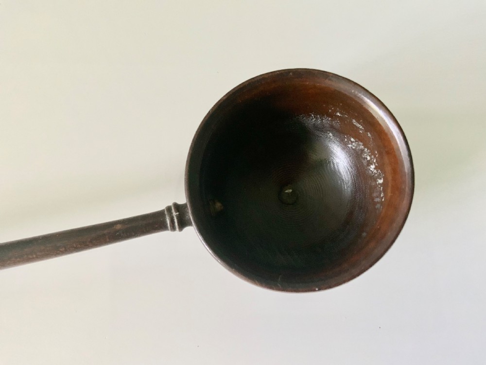 18th century treen ladle with removeable handle View VI