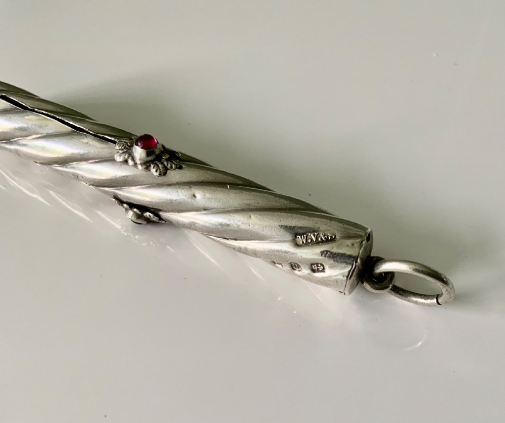 Three colour silver pencil View IV