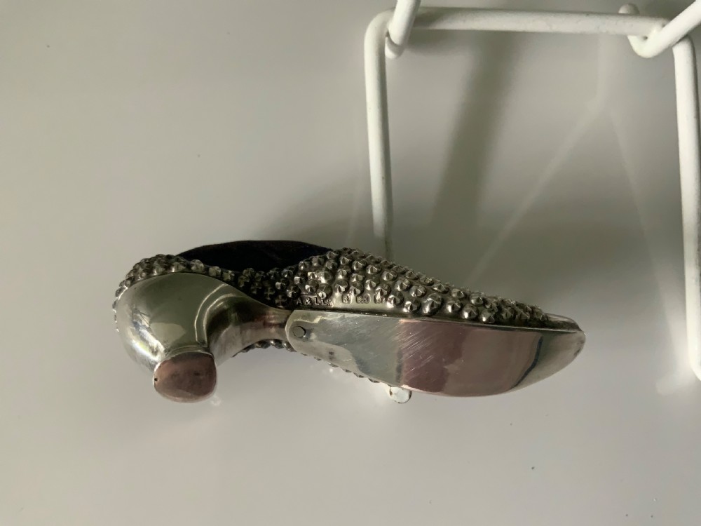 Edwardian silver shoe pin cushion View VII