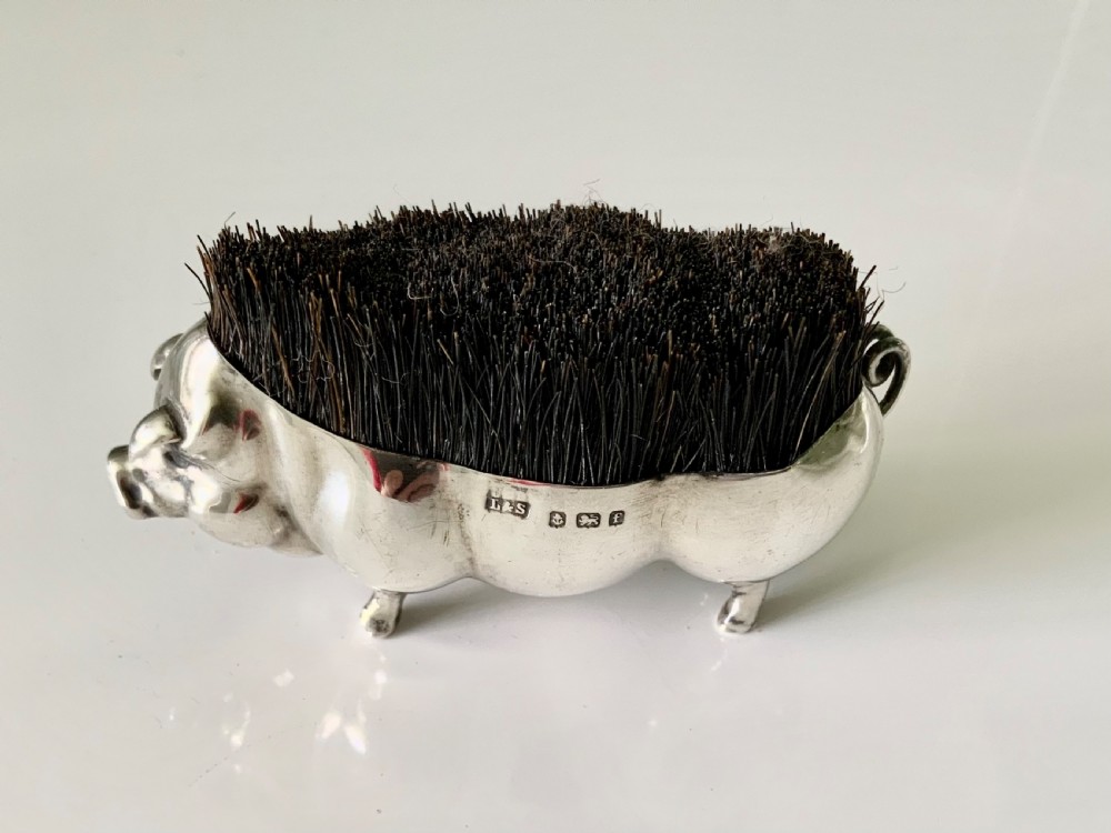 Silver pig pen wipe