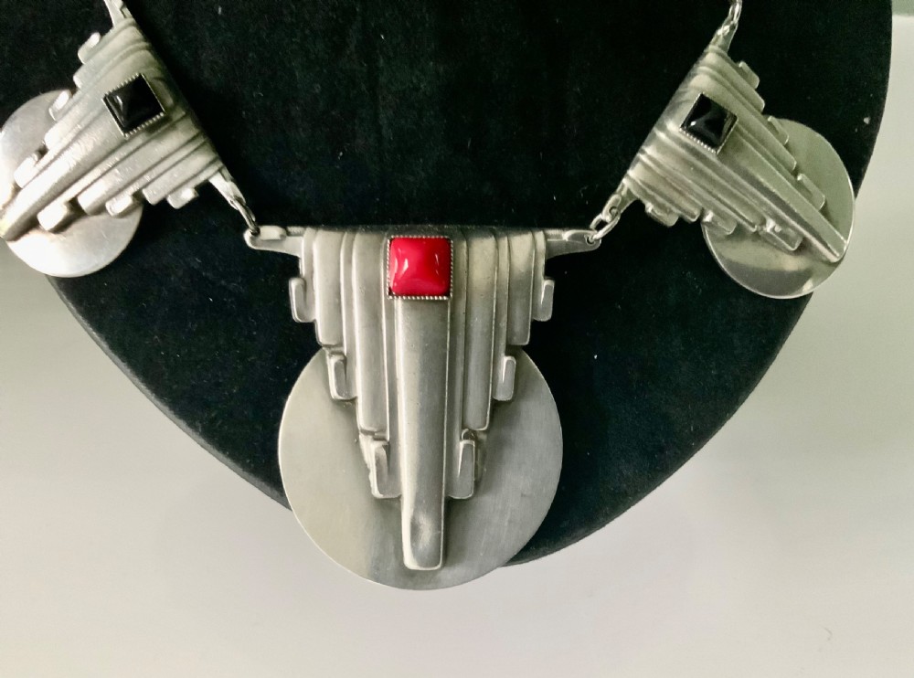 Art deco necklace View II