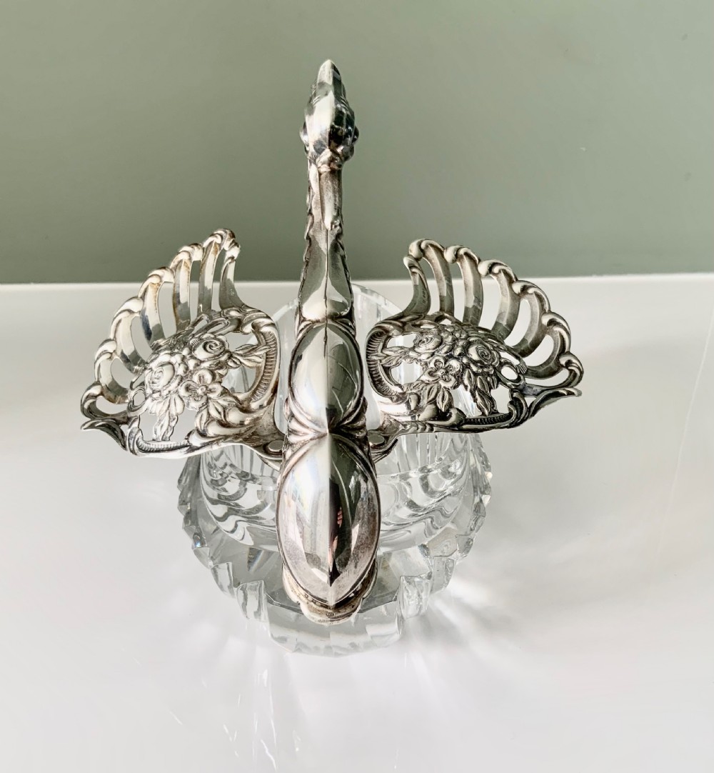 Silver & Glass Swan dish View IV