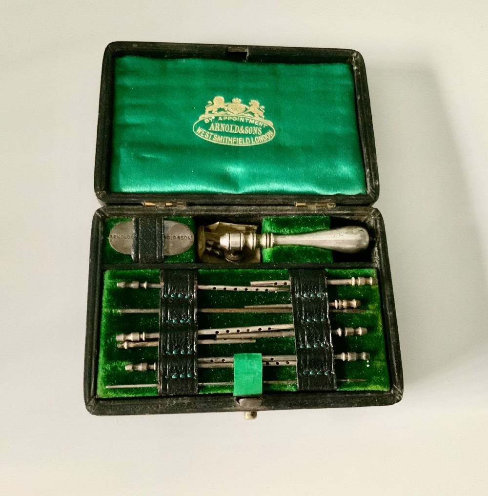 Victorian cased Trocar & Cannulae set