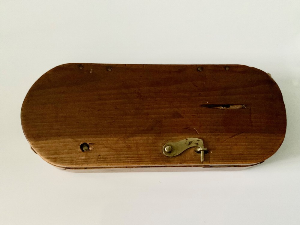 Rare set of 18th century coin scales & weights View VI