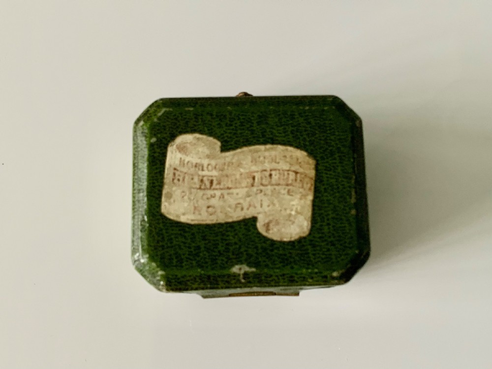 Mid 19th Century triple reliquary View VIII