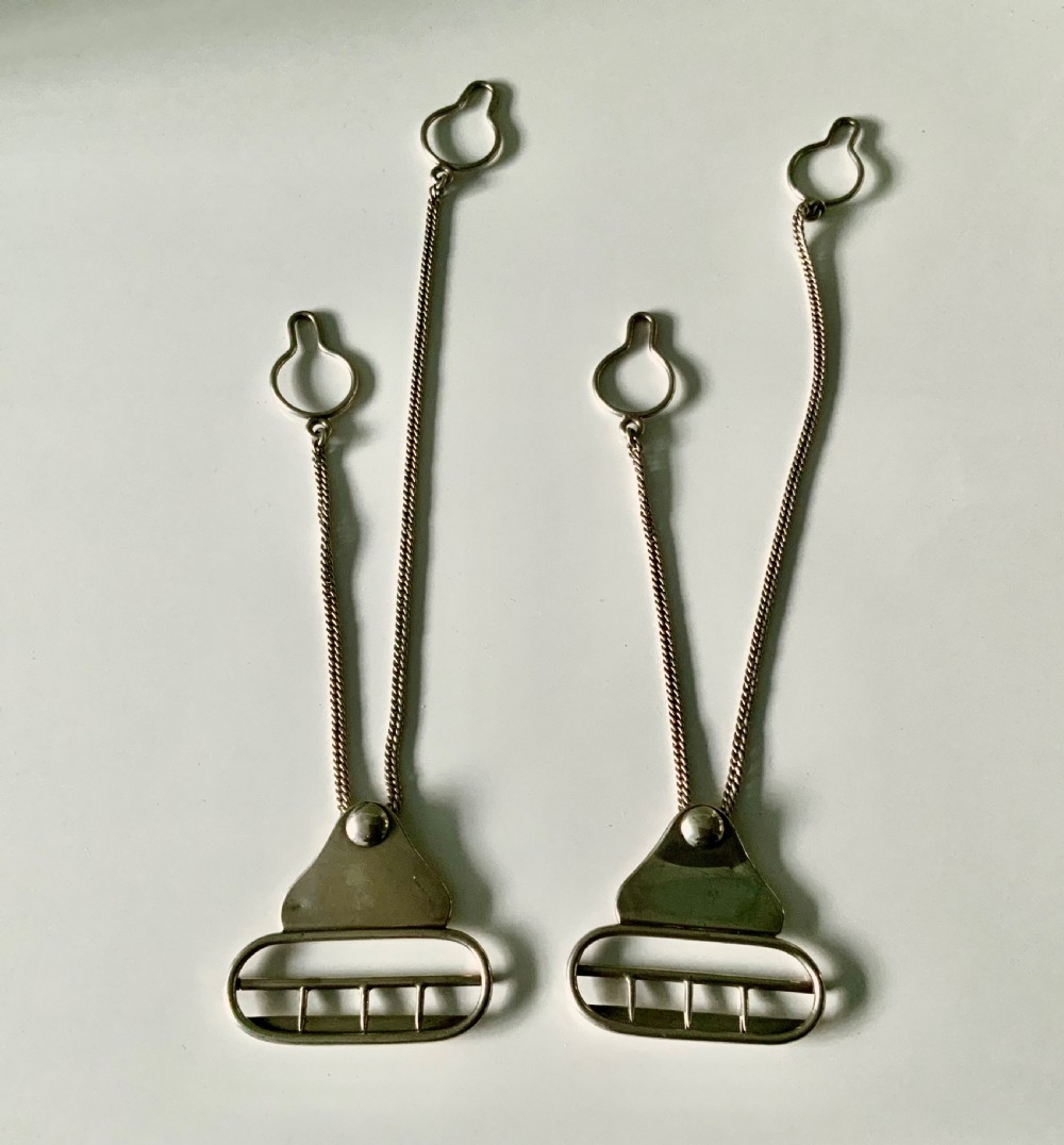 Victorian silver nurses buckles View IV