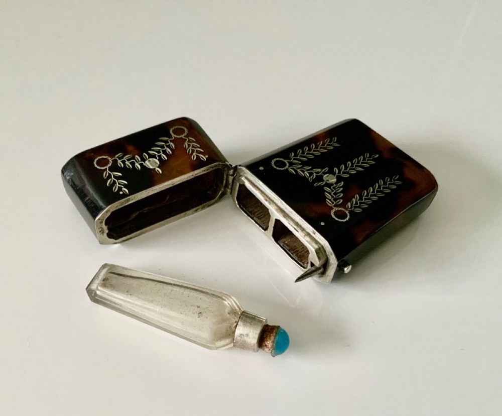 Georgian tortoiseshell silver pique perfume etui View III