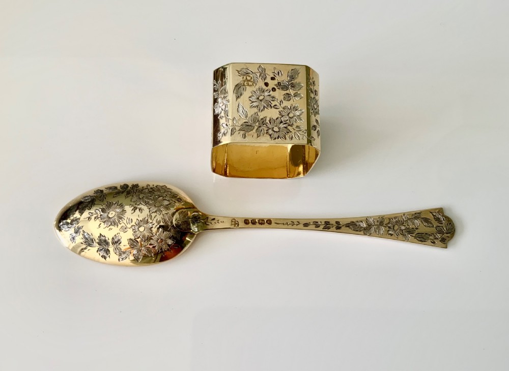 Silver gilt christening set - spoon & napkin ring View III