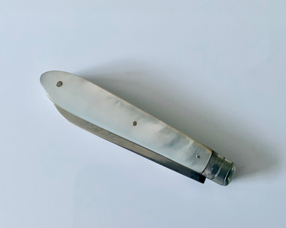 Silver pocket fruit knife and fork set View IV