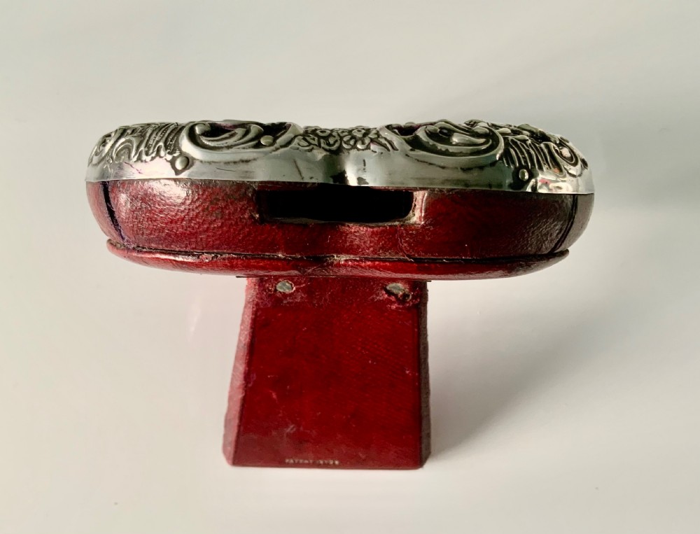 Chester heart shaped silver watch holder stand View IV