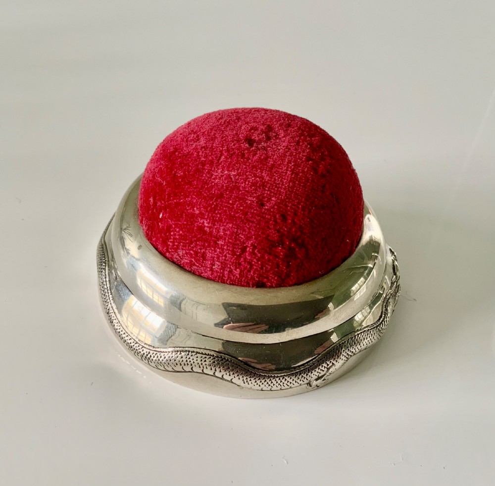 Chinese silver pin cushion View V