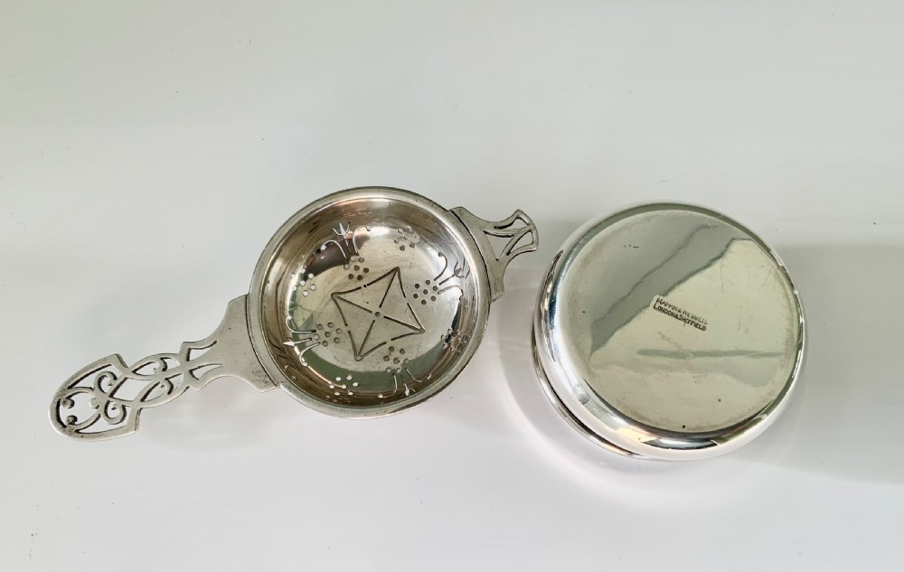 Silver tea strainer & bowl View III