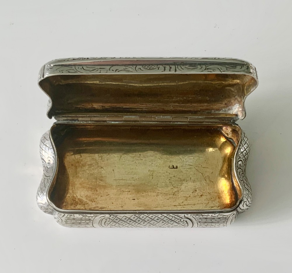 Continental 19th century silver snuff box View IX