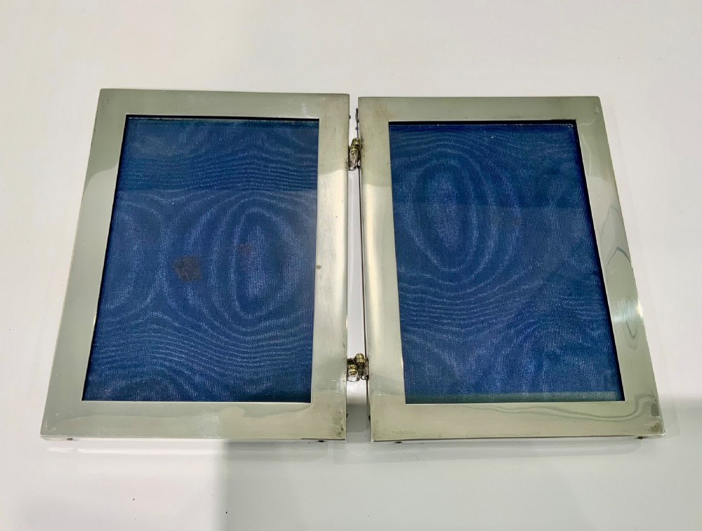 Double silver photograph frame View II