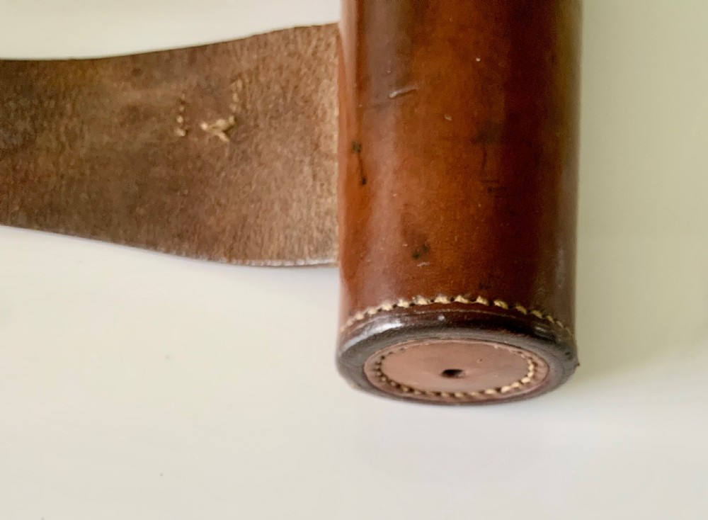 Silver hunting flask in original leather case View VII