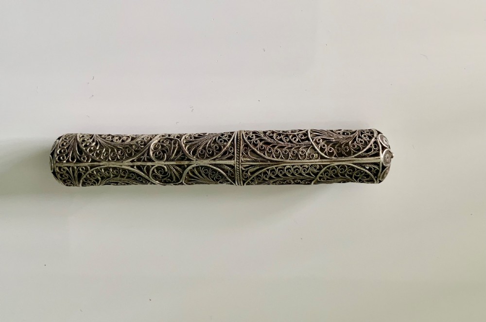 Georgian silver filigree case with glass scent bottle View VI