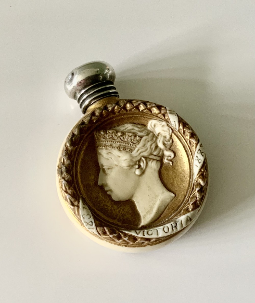 Royal Worcester scent bottle - Queen Victorias Jubilee