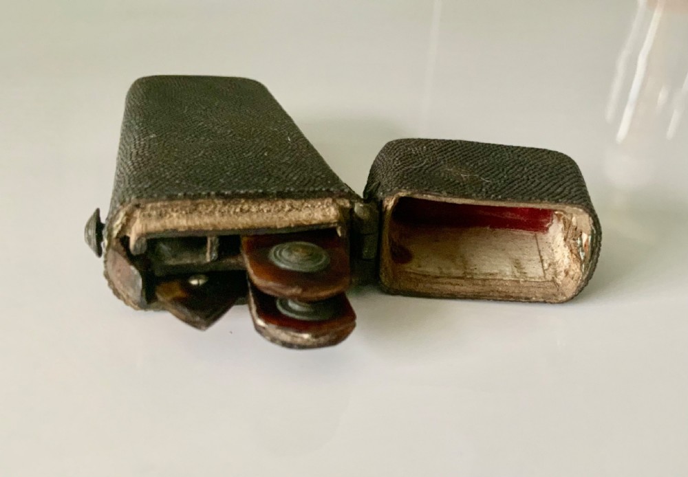 18th century Surgeons lancet case