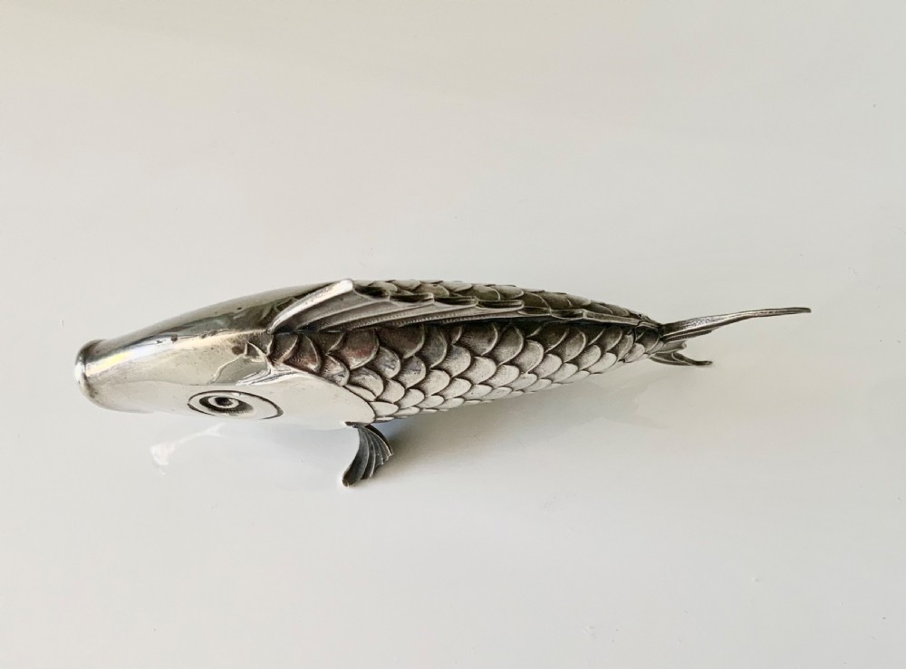 Portuguese silver fish spice box View IV