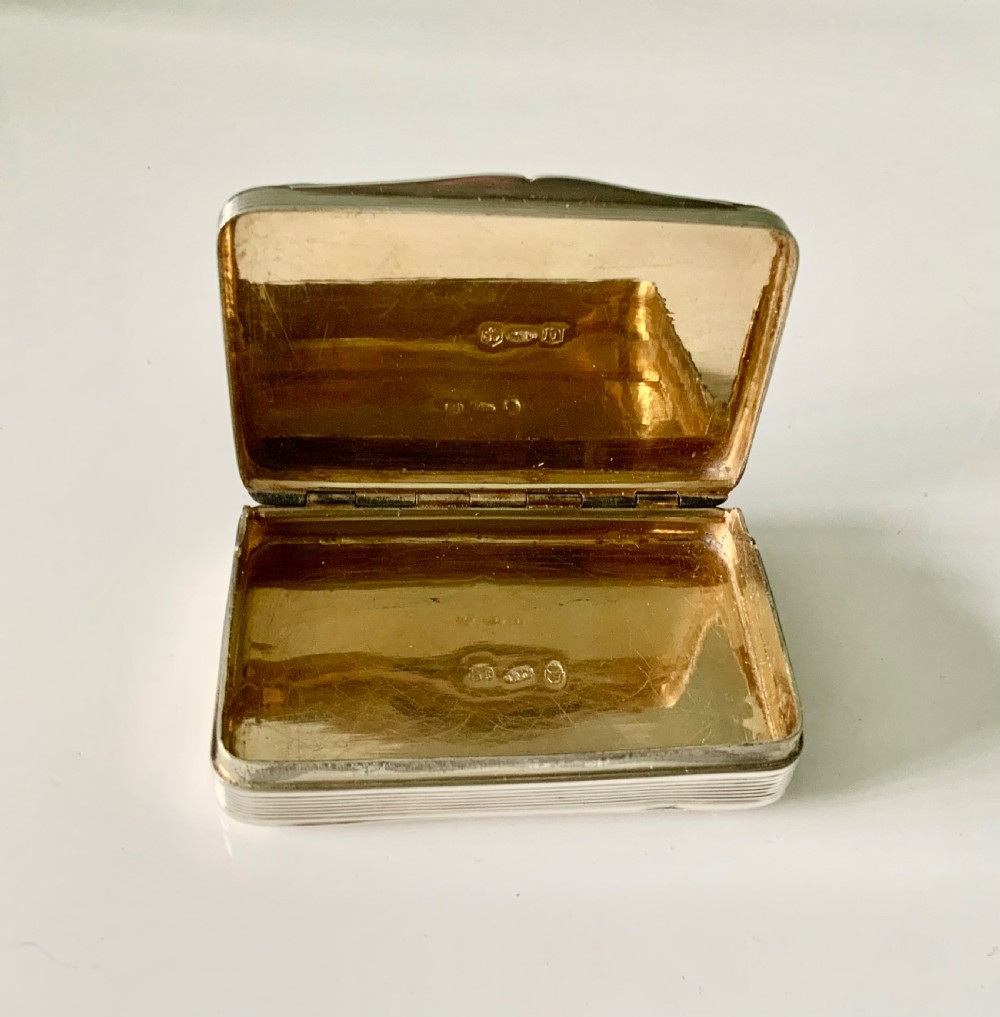 Georgian silver snuff box View V