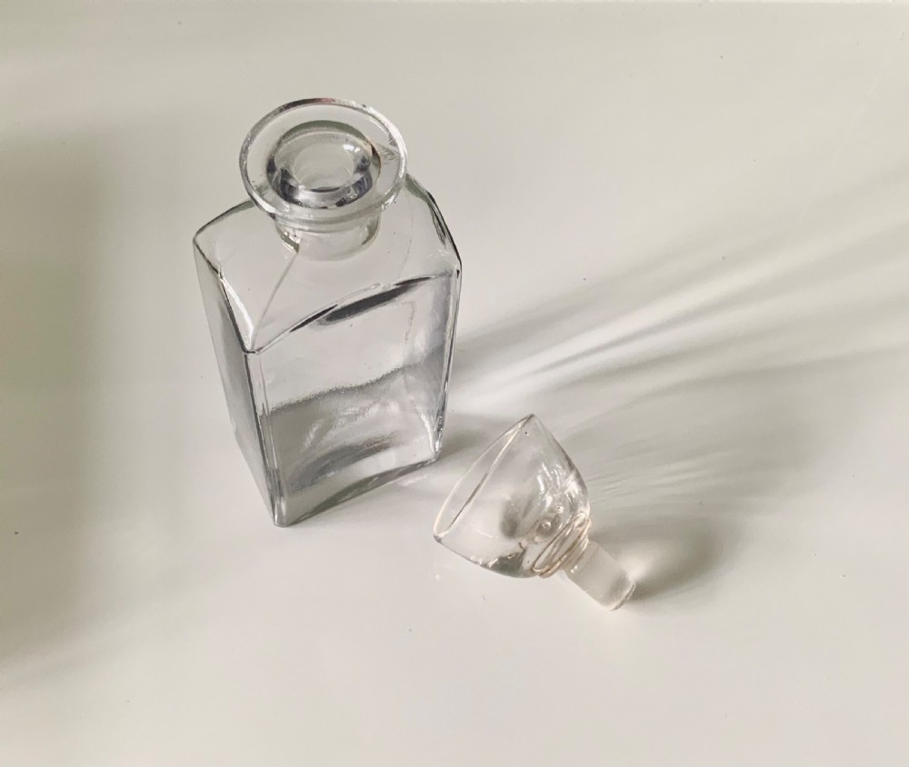Late 19th Century Railway Companion decanter & tot glass View II