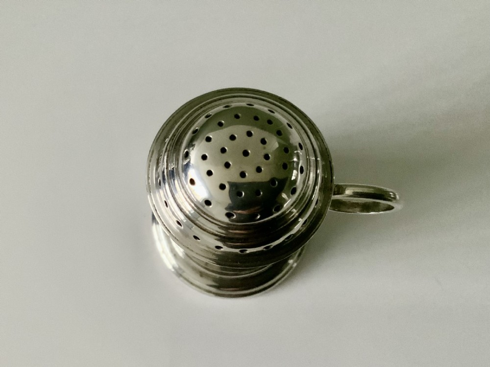George V silver pepper  View VI