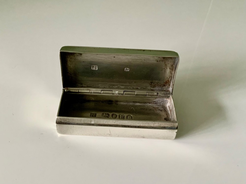 Georgian snuff box - rare makers View V