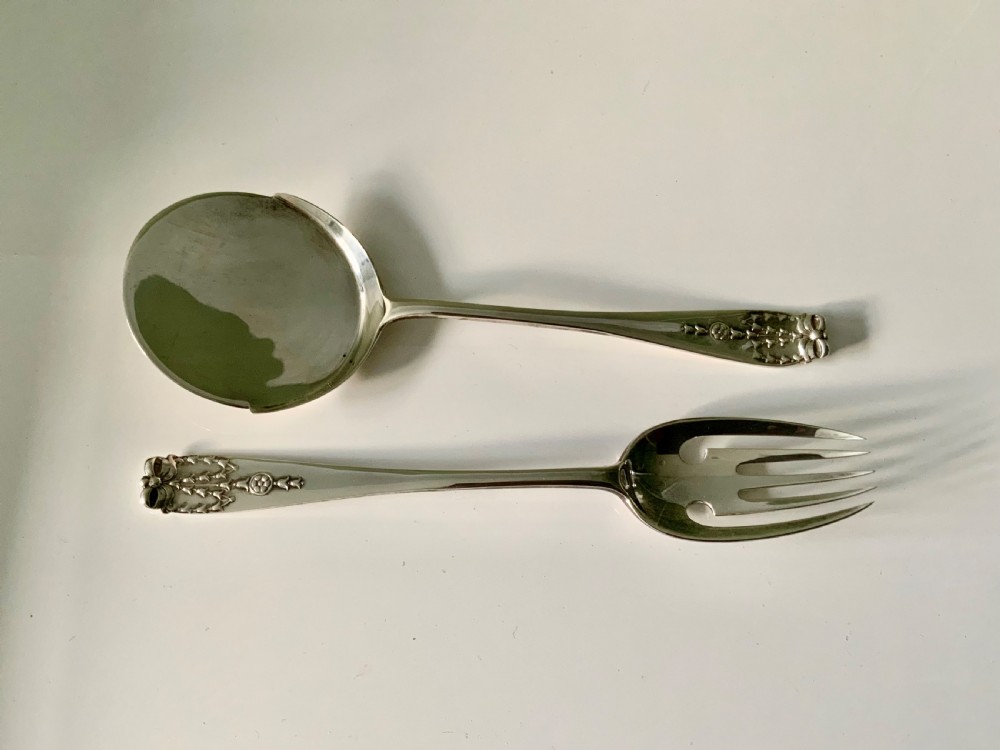 George V silver cake/pastry server set - boxed View III