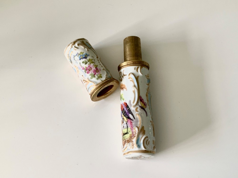 Continental porcelain bodkin case - 19th century View III