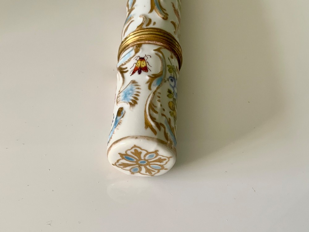 Continental porcelain bodkin case - 19th century View VII
