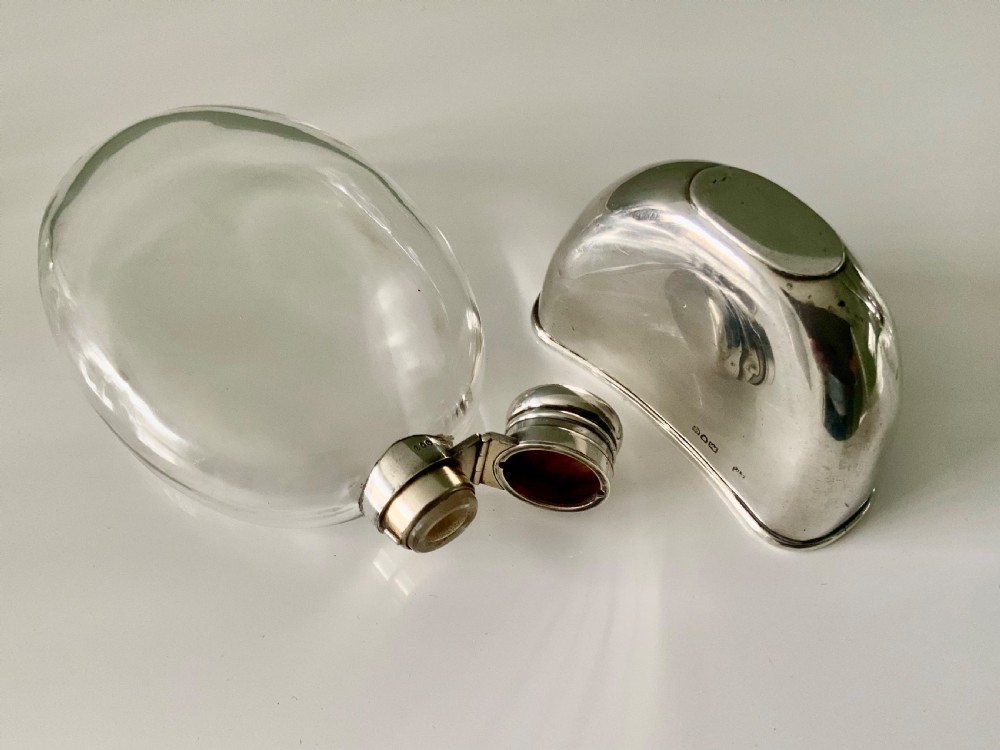 Sampson Mordan silver hipflask View V